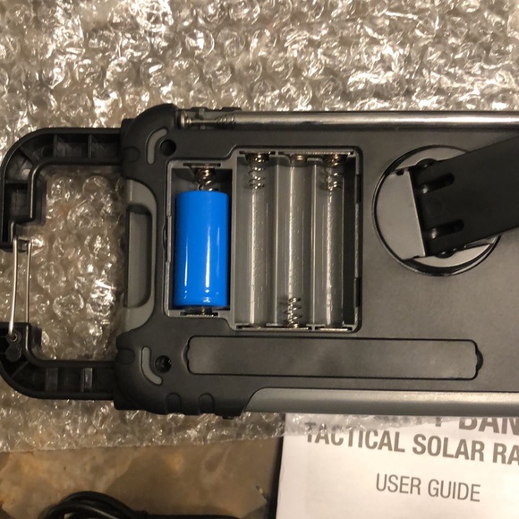 Liberty Band® Emergency Solar Radio - Picture 9 of 13